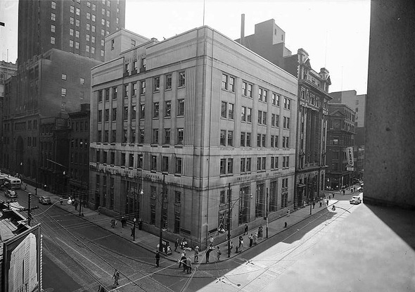  Inperial Bank of Commerce, Yonge Stret 